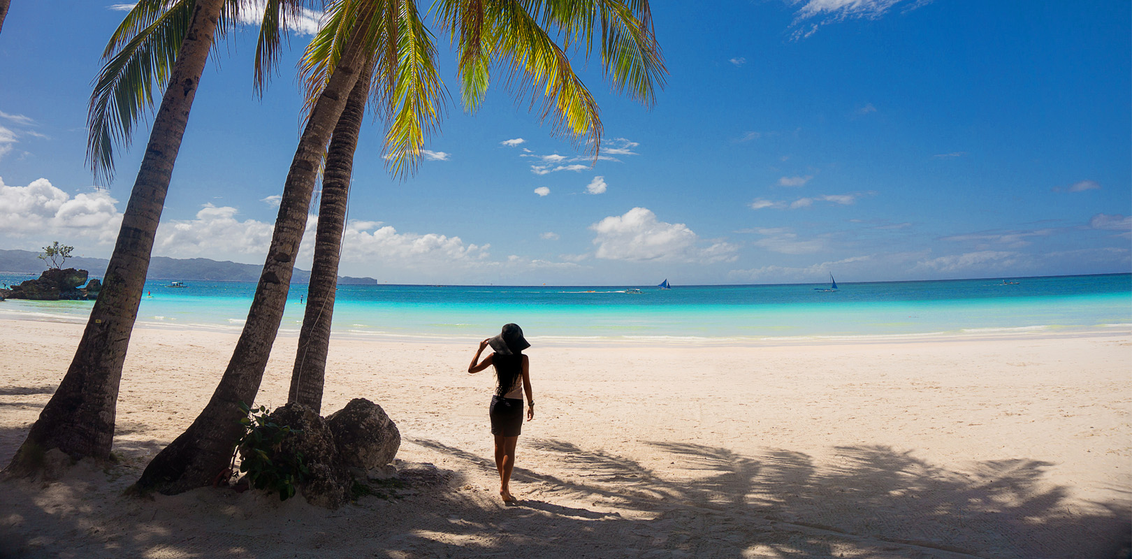 Places to celebrate anniversary in the Philippines - White beaches